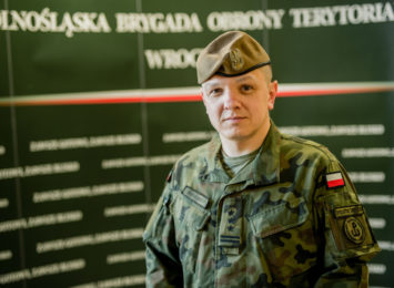 płk Artur Barański - dowódca 16. Dolnośląskiej Brygady Obrony Terytorialnej